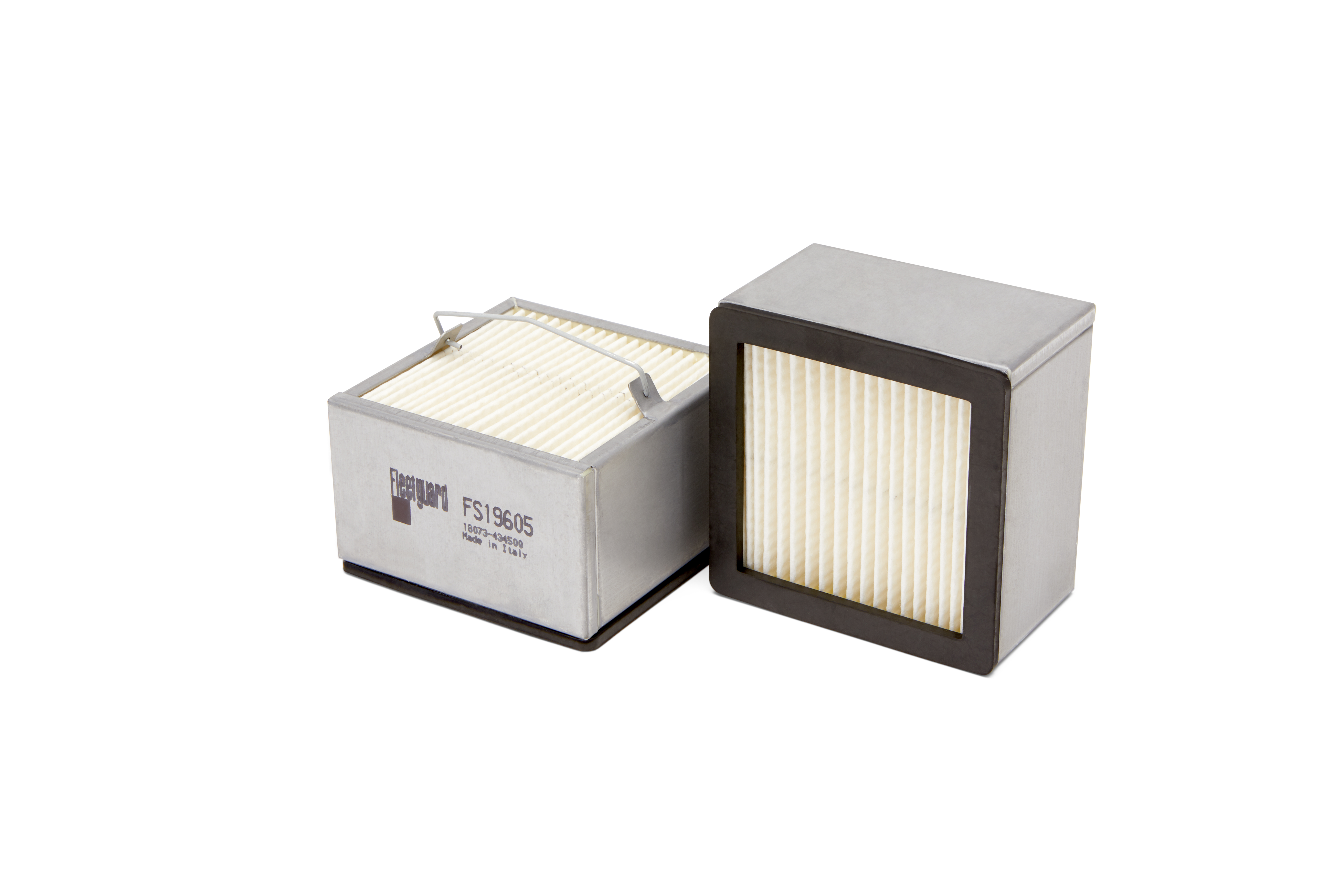 Fleetguard FS19605 Glass Box-style Fuel Filter